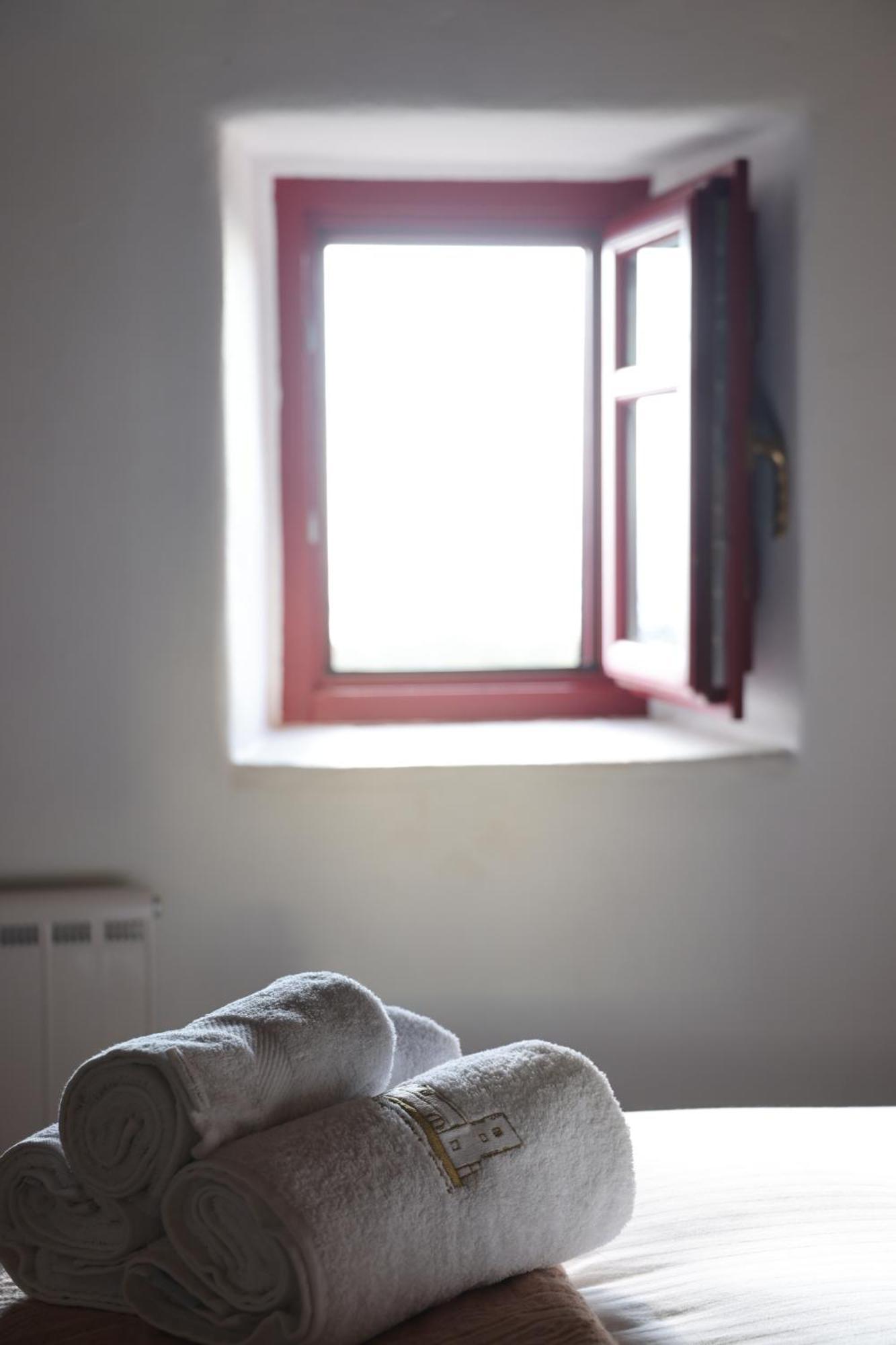 Lithos Stone Suites Areópolisz Szoba fotó