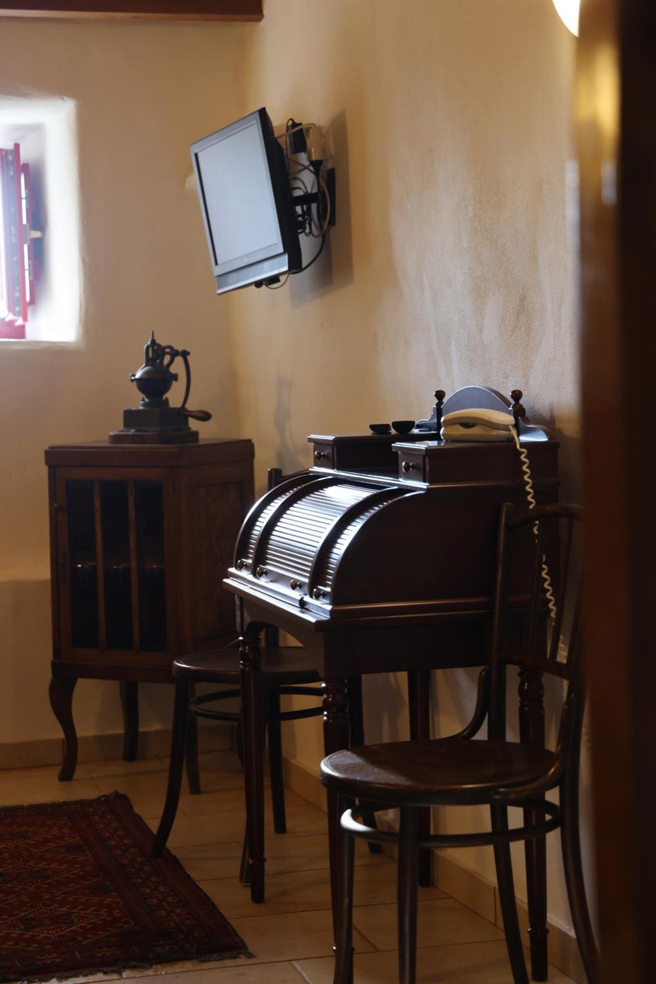 Lithos Stone Suites Areópolisz Szoba fotó